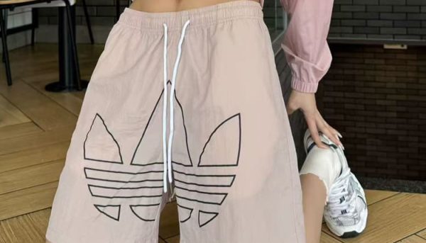 Pantalon Corto Adidas Rosa