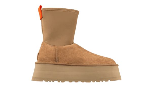 botas UGG Classic Dipper color castaño